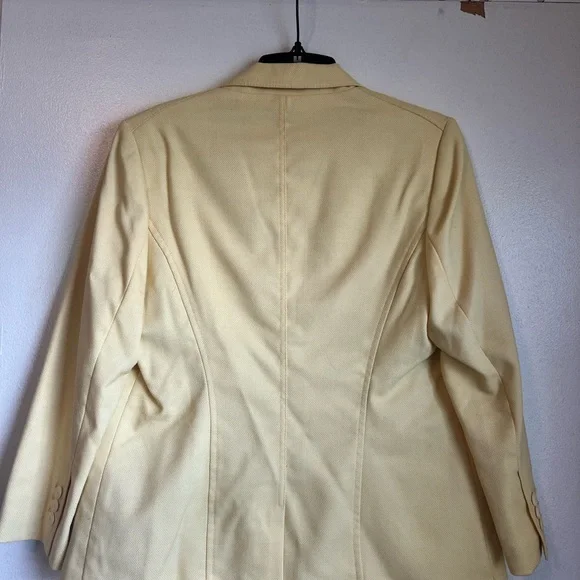The Limited Yellow Single Button Notched Blazer Size Medium - Picture 10 of 13